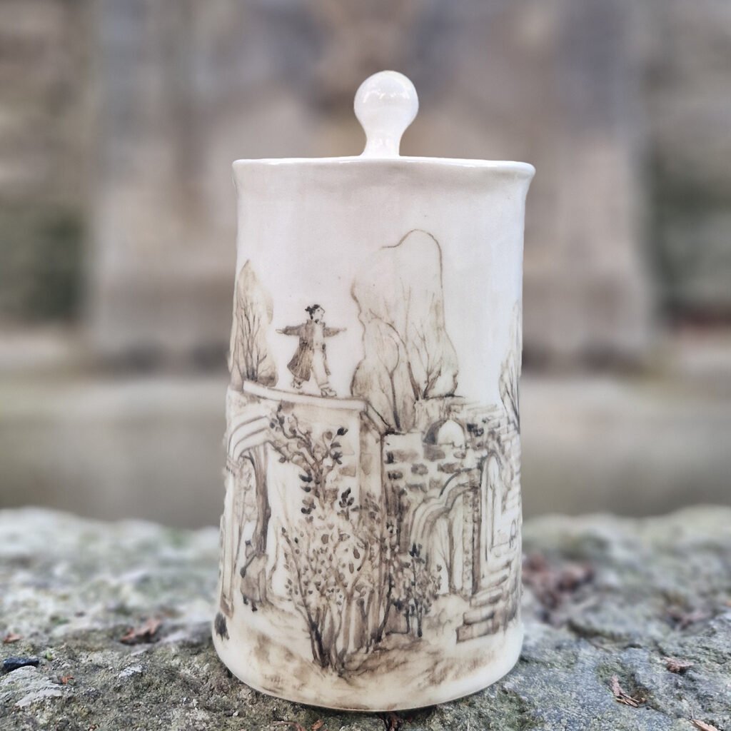 a large distinguished ceramic salt cellar with an extensive underglazed painting